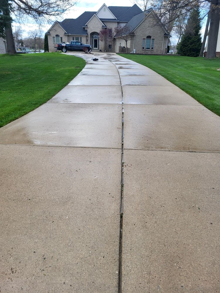 All Photos for Reliance Pressure Washing in Livonia, MI