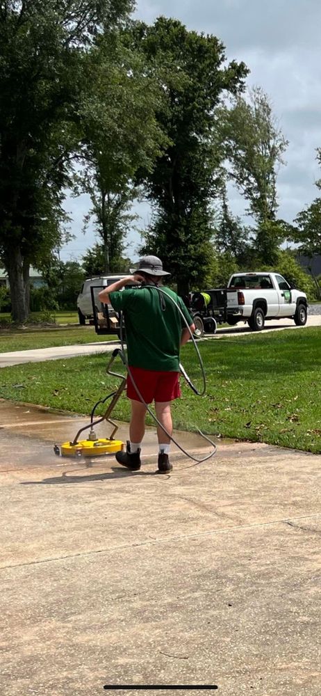 All Photos for All-Star Lawn Care & Soft Washing in Mobile, AL