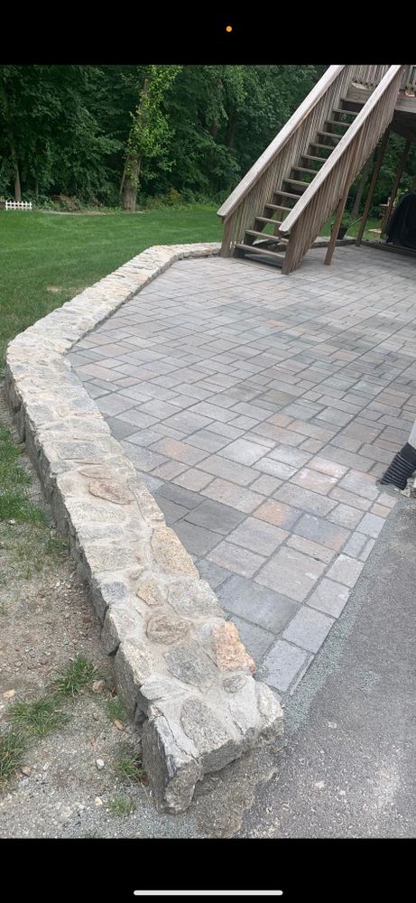 Residential Projects for Willis Landscape & Masonry LLC in Newtown, CT