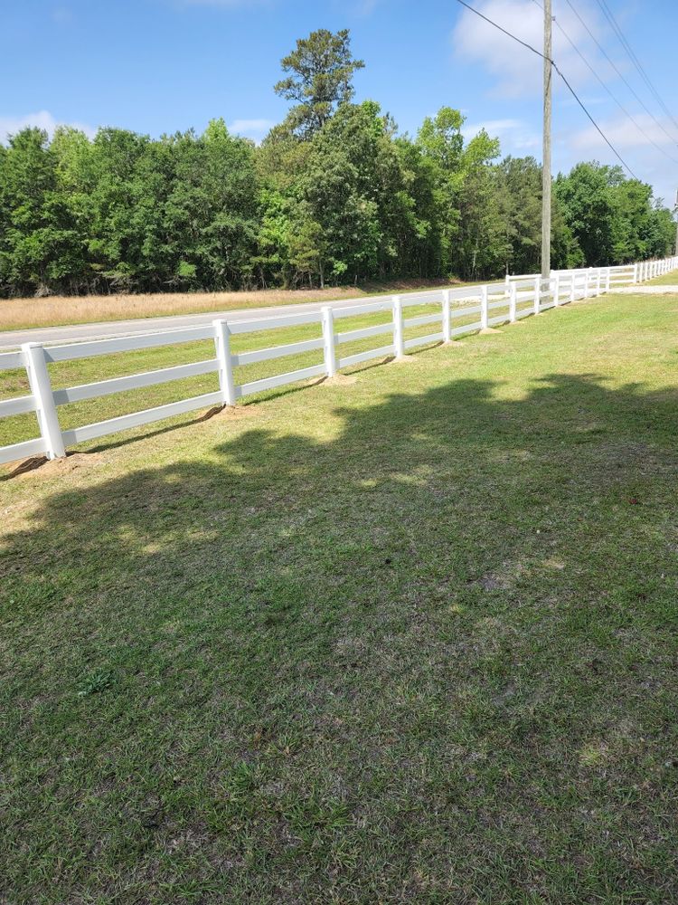 All Photos for D.H. Fencing & Decks in Fayetteville, North Carolina