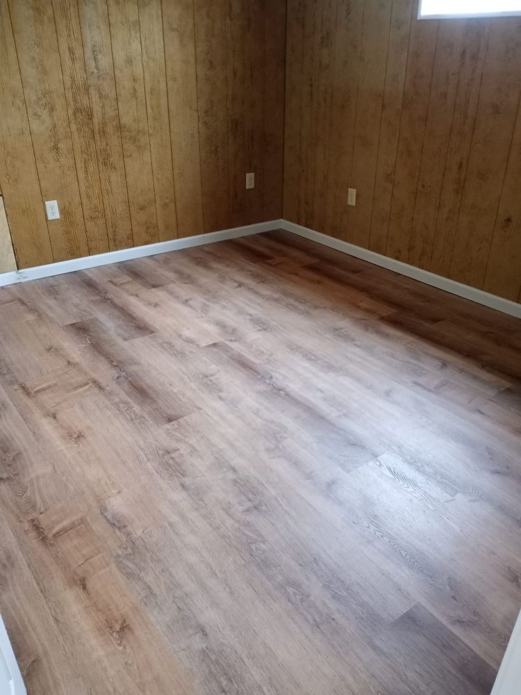 Flooring for E and C Handyman and Construction in Owensboro, KY