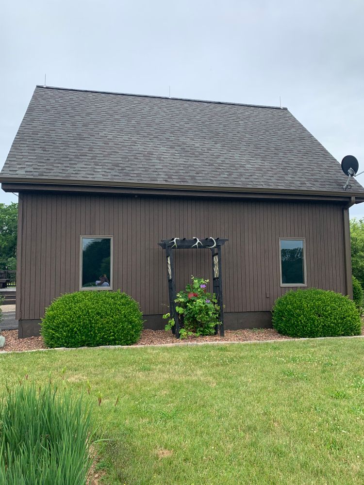 Exterior and Log cabin and home stain specialists for Staib & Son Painting & Decorating Llc. in Jackson, MI