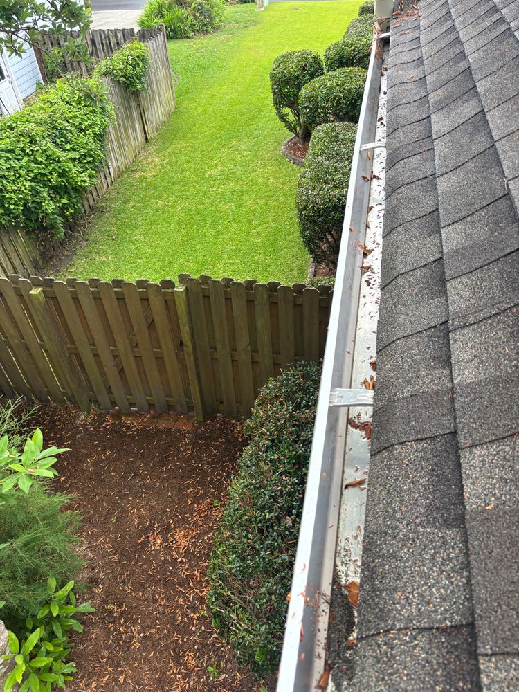 All Photos for Living Stream Pressure Washing in Wilmington, NC