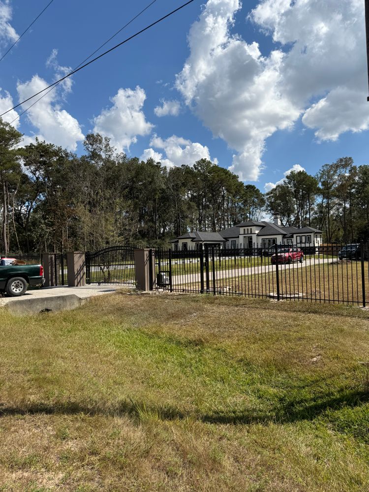 Ornamental Fence  for Silver Mines Landscape & Construction, LLC. in Houston, TX