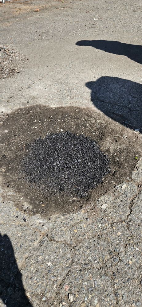 Asphalt repair maintenance  for Mid-Mountain Maintenance in Bonney Lake, WA