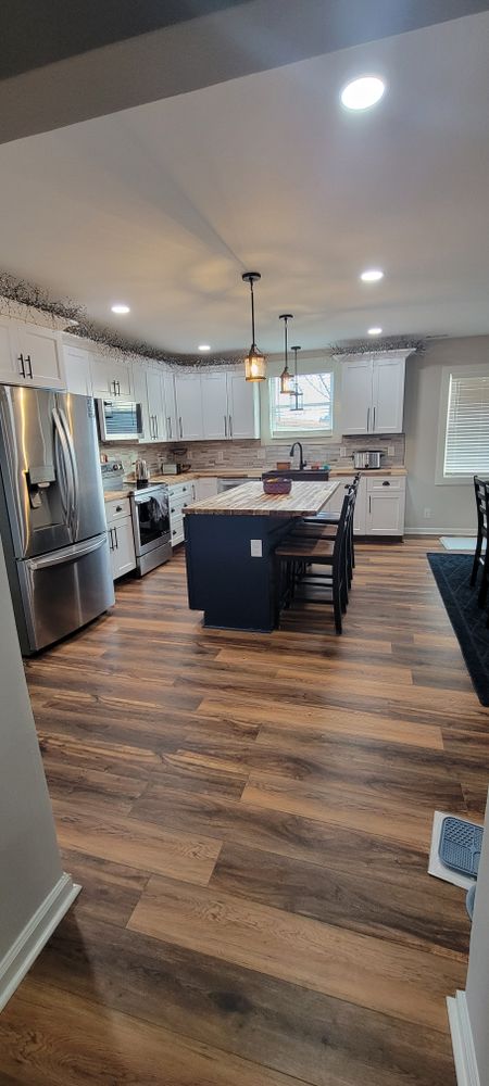 All Photos for Middle Man Construction in Fall Branch, TN