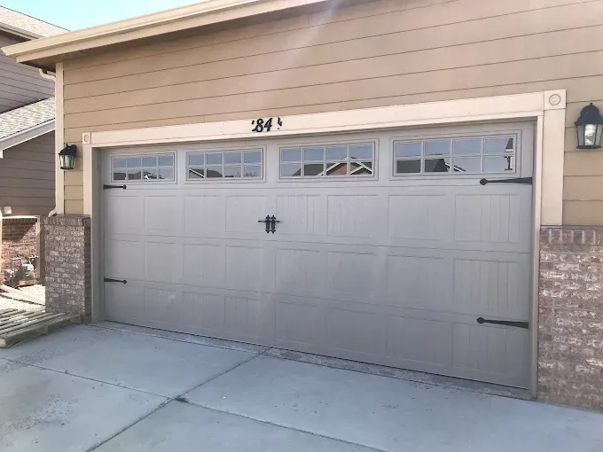 All Photos for 423 Garage Doors in Signal Mountain, Tennessee