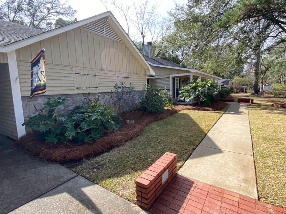 All Photos for All-Star Lawn Care & Soft Washing in Mobile, AL