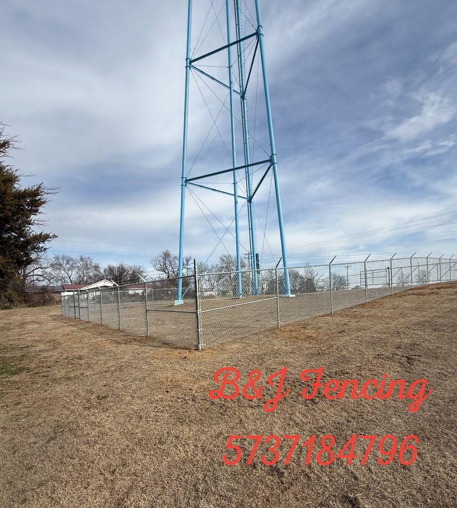 All Photos for B&J Fencing in Harviell, MO