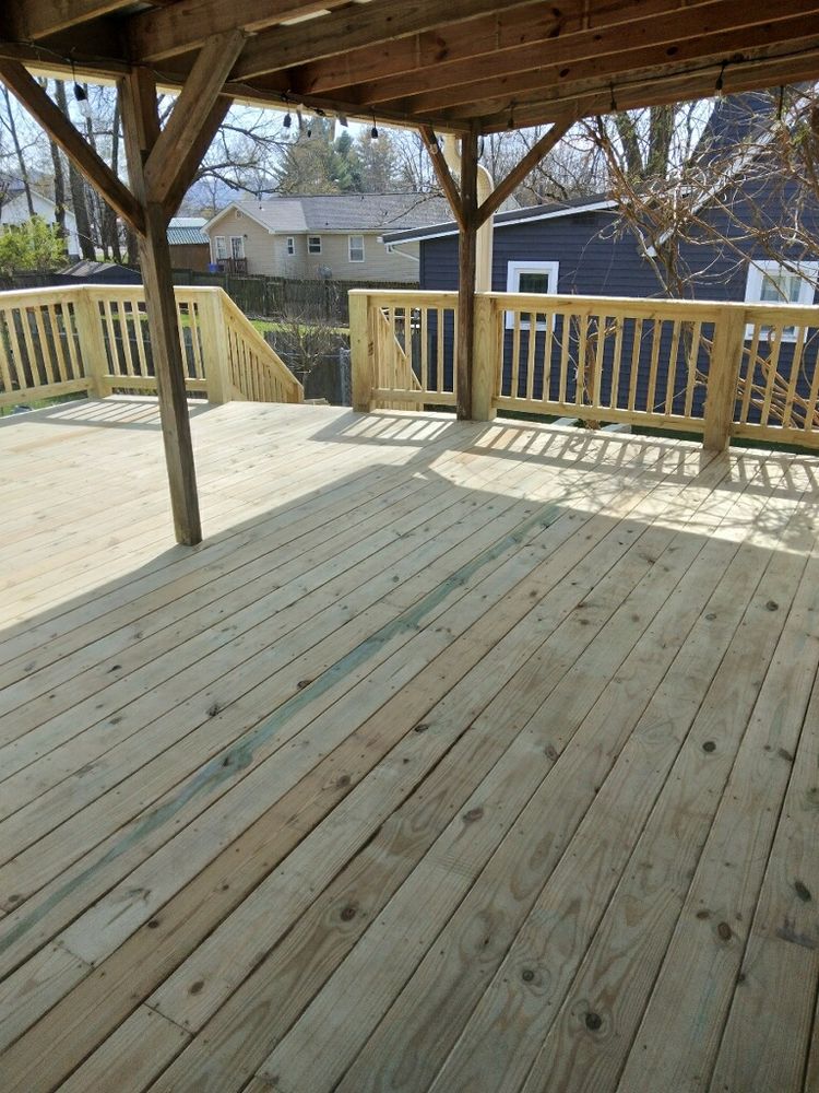 All Photos for Longs Decks  in Knoxville, TN