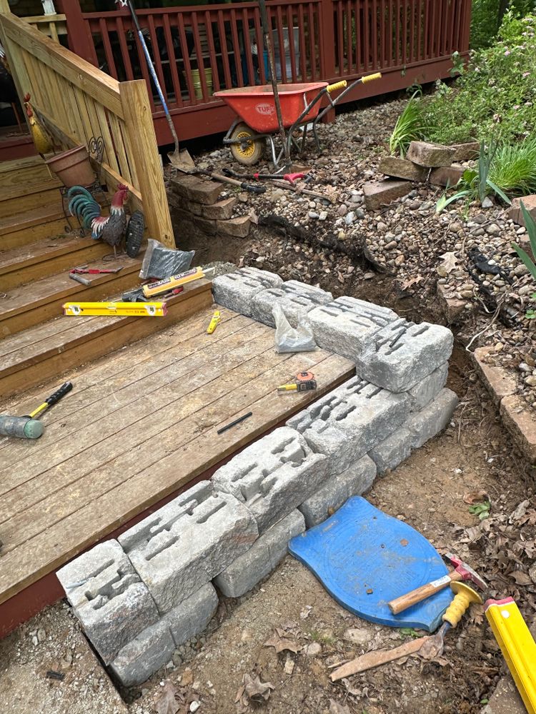 All Photos for Mayfield Landscaping in Staunton, IL