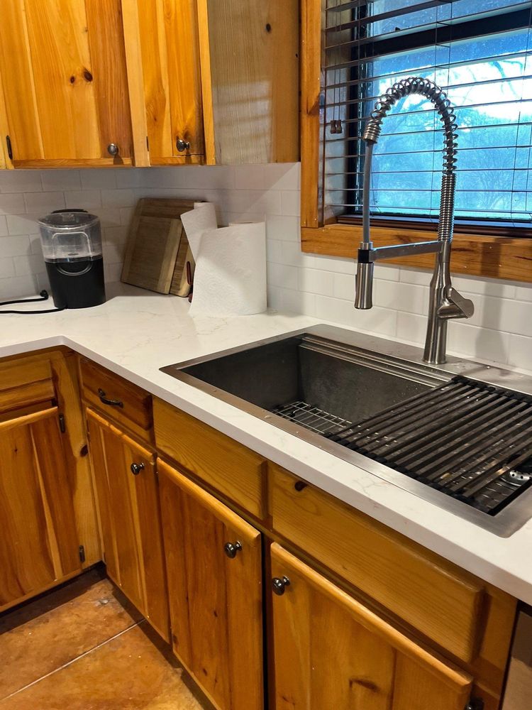All Photos for De Leon Carpentry & Renovation  in Leakey, TX