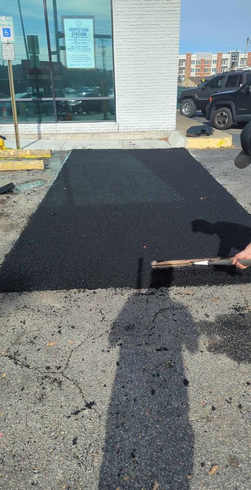 Asphalt for Burning it Concrete LLC in Raleigh, NC