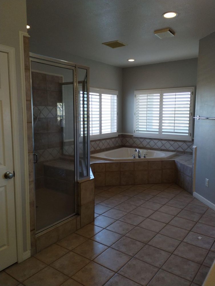 All Photos for Kings Tile LLC Bathroom Remodeling in San Antonio, TX