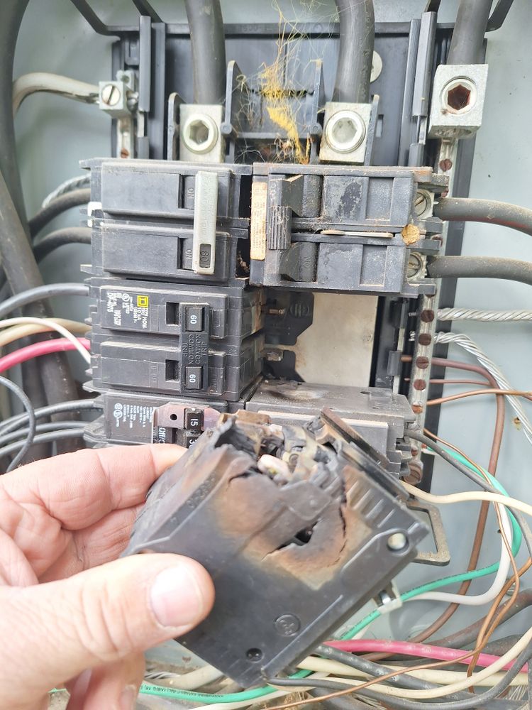 All Photos for Flash Gordon Electric LLC in Hope Mills, NC