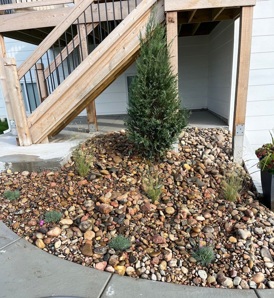 Our expert team specializes in commercial landscaping services, providing professional design, installation, and maintenance to enhance your outdoor spaces. Transform your property with our top-notch landscaping solutions today. for FreshScapesPro in Wichita ,  KS