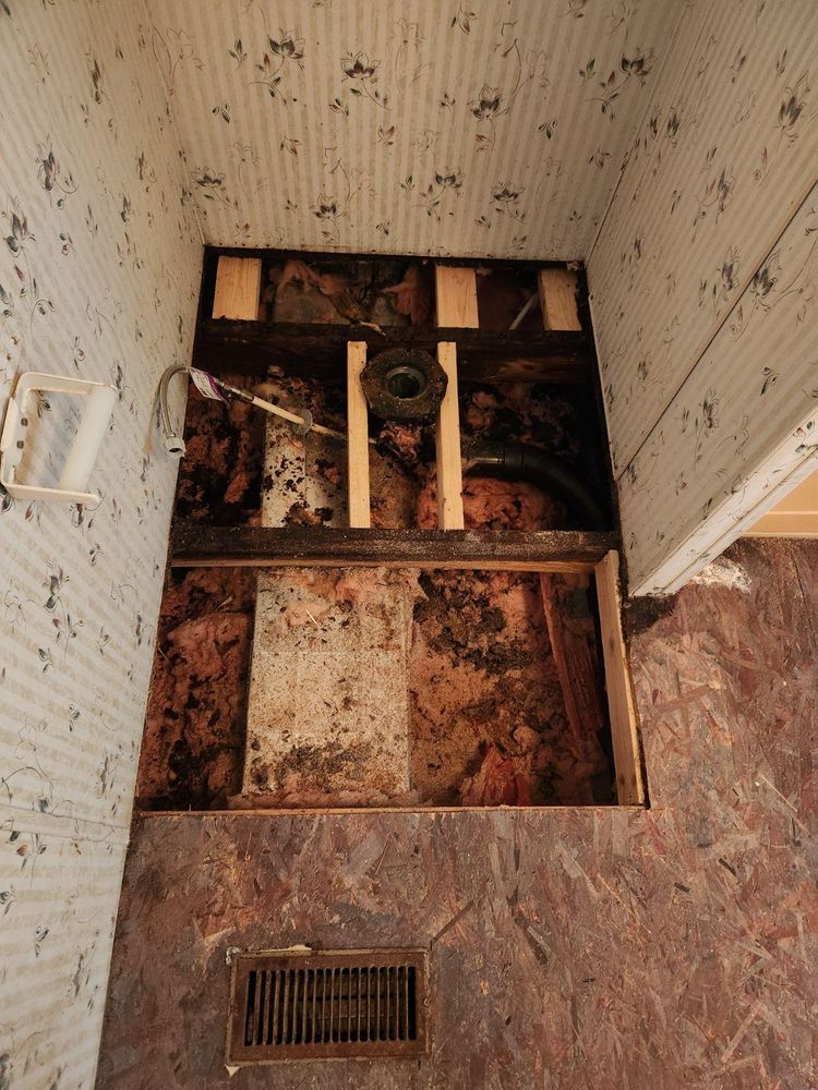 All Photos for Gunderson & Ranieri Remodeling & Rentals  in Columbia,  SC