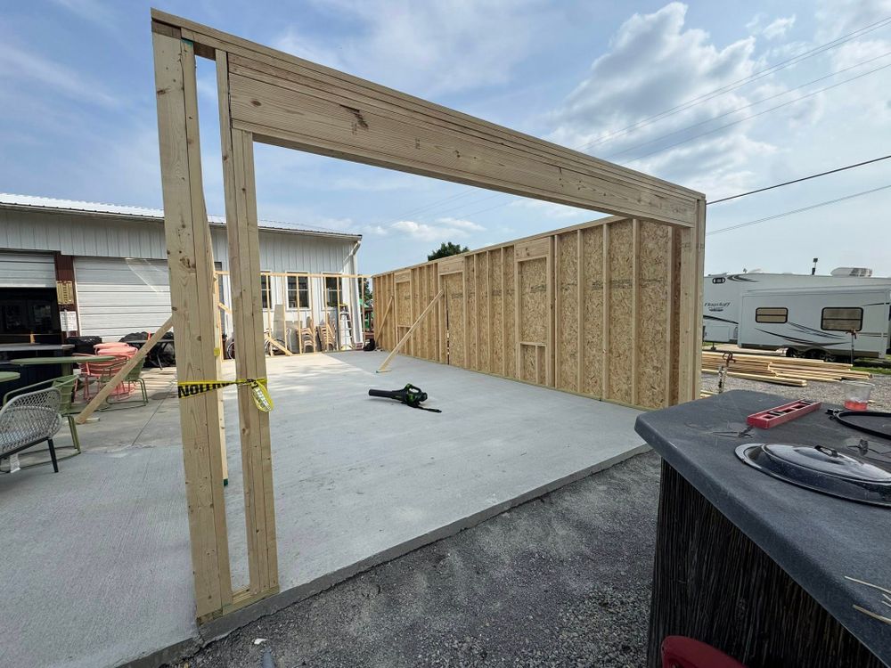 Roofing for Green River Roofing LLC in Columbia, KY
