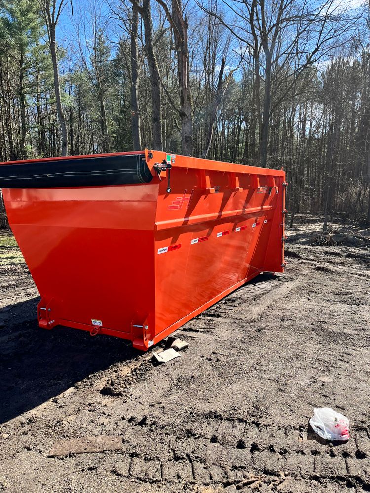 Our Roll off Dumpster Rentals offer homeowners convenient, reliable waste disposal solutions for any project size. Easily manage renovations or cleanouts with flexible rental periods and straightforward drop-off and pickup services. for LP Dumpsters in Galesburg, MI