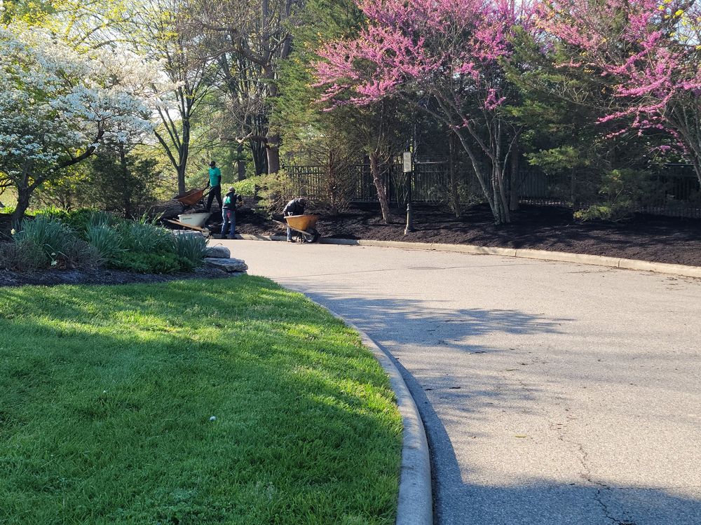 All Photos for K&R Landscaping - Residential in Hamilton, OH