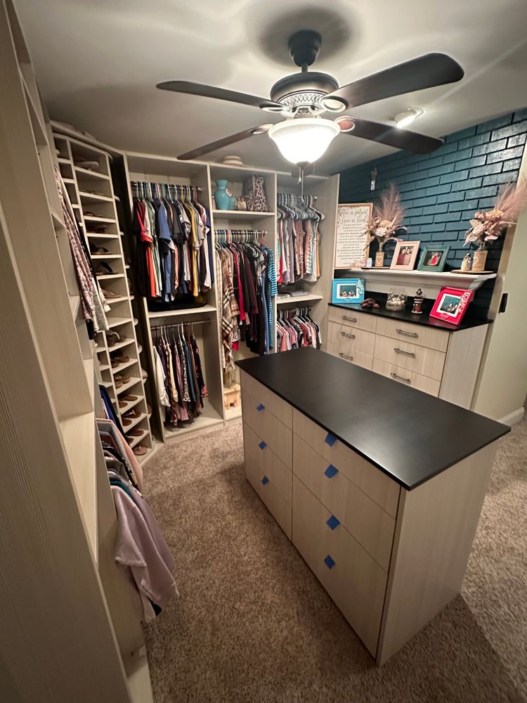 Closets for Blair Construction & Home Improvement in St. Charles, MO