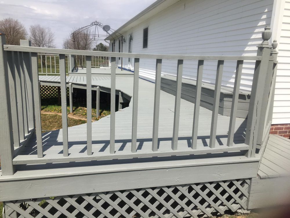 Deck & Patio Cleaning for BiG DAWG Pressure Washing CO. in Mayfield, Kentucky