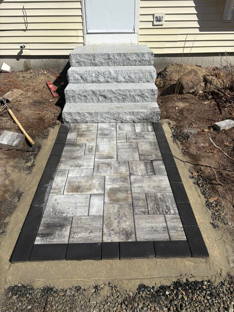 Landscaping for Granite State Walls and Walkways LLC in Concord, NH