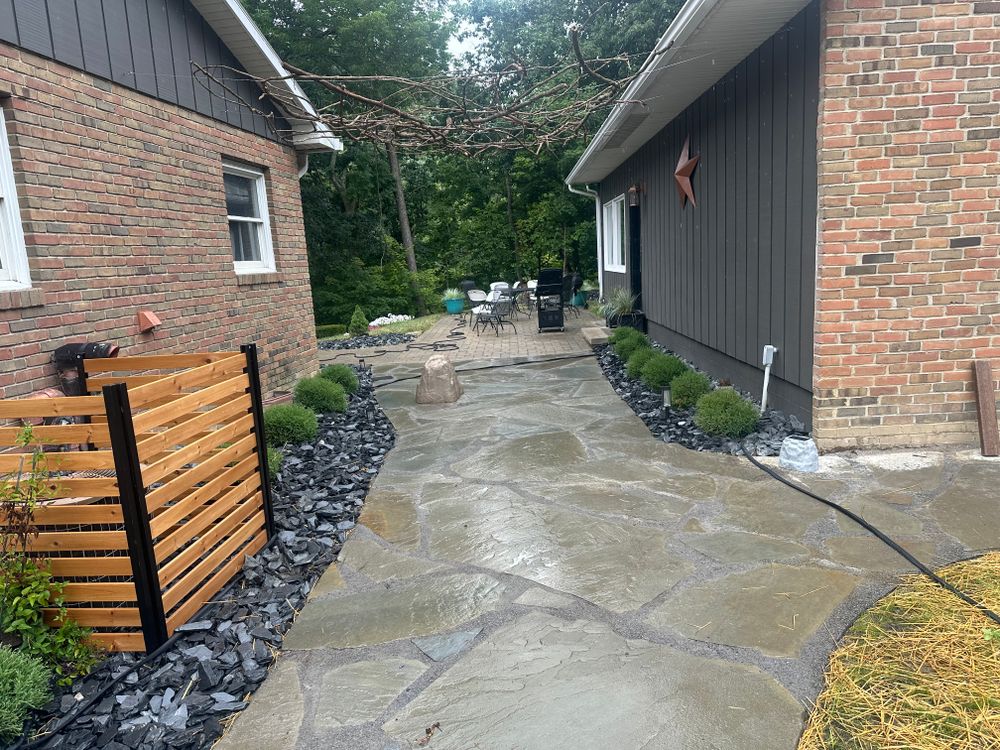 Flagstone Installation for Higgins landscaping LLC in West Jefferson, OH