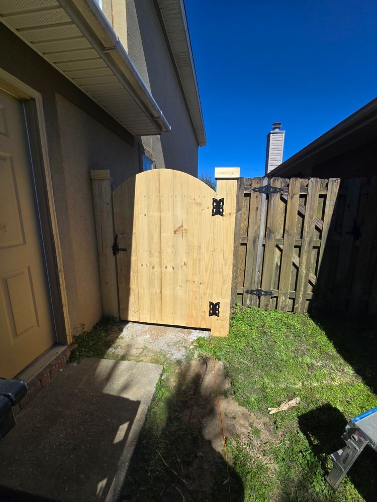 All Photos for Phillips Fencing Solutions in Pensacola, FL