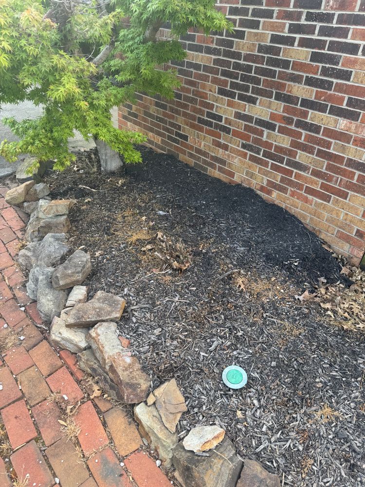 Lawn care and Landscaping for R&M Property Maintenance in Blount County, TN