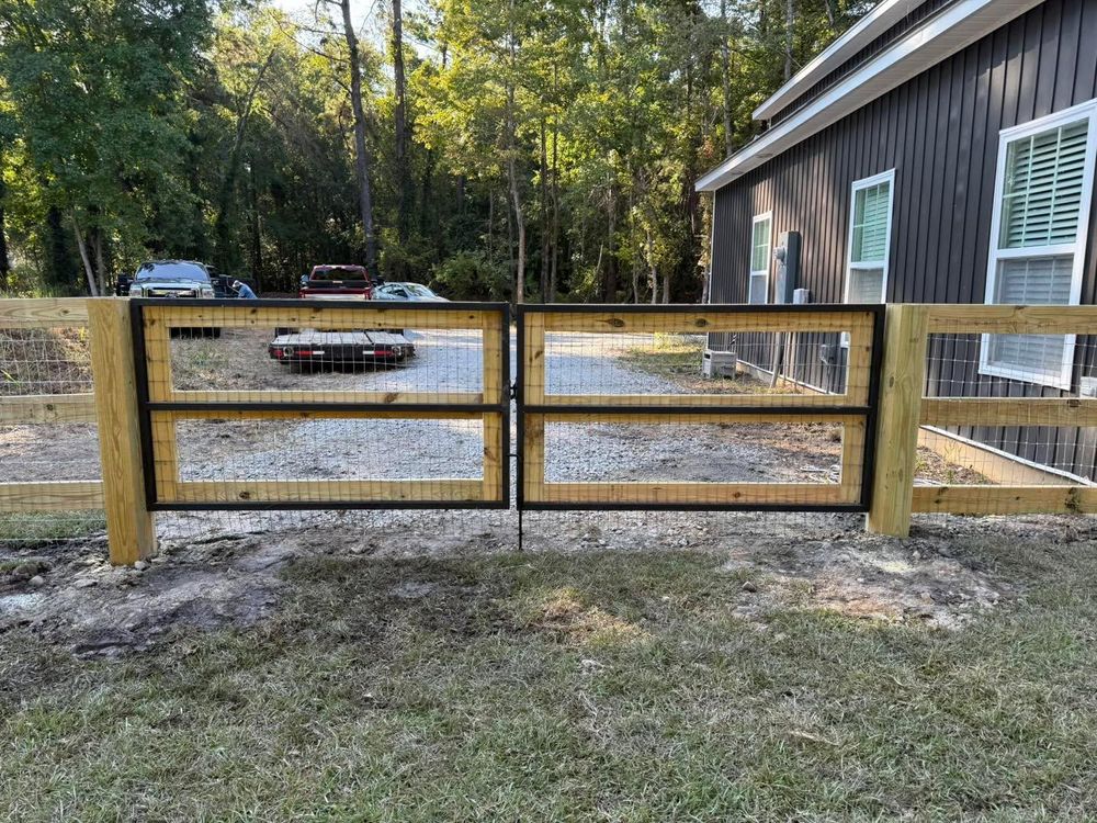 All Photos for 4 In The Fire Fencing LLC in Darlington, SC