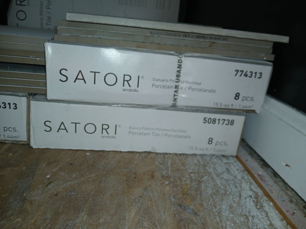 Makanda master and full bath for Dead Tree General Contracting in Carbondale, Illinois