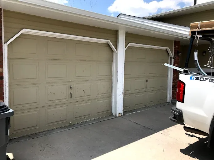 All Photos for 423 Garage Doors in Signal Mountain, Tennessee