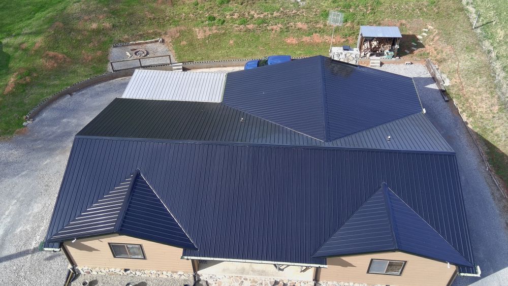 Metal Roofs for Rock Star Roofing LLC  in Dandridge,  TN