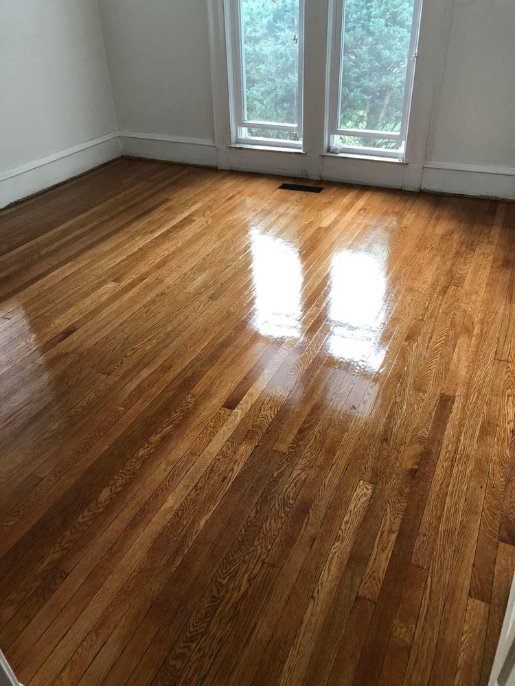 All Photos for Laura Mae Properties in Wolcott, CT