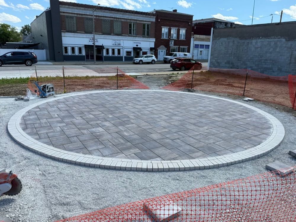 All Photos for Mayfield Landscaping in Staunton, IL