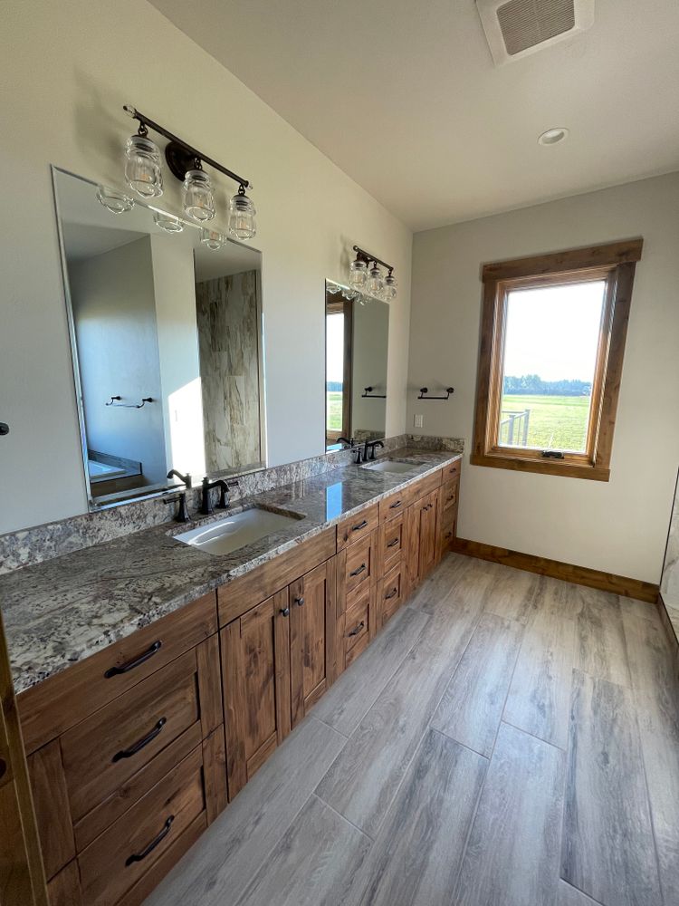 All Photos for Holden Custom Homes in Kalispell, MT