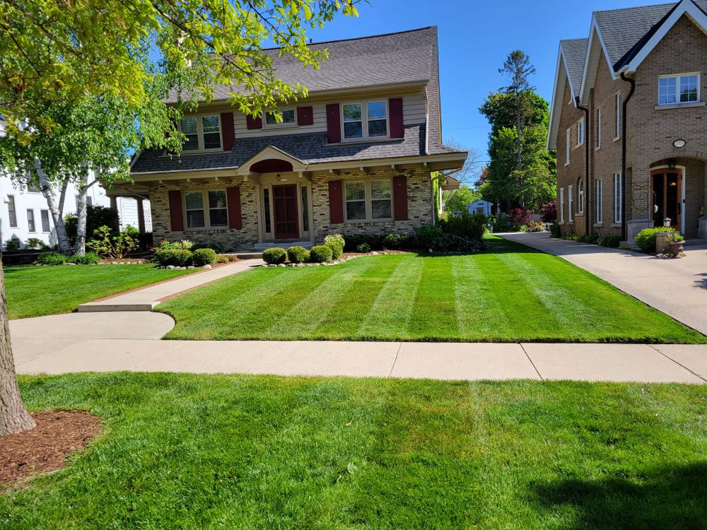 Lawn Care for Malagon & Company LLC in Milwaukee, WI