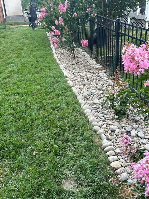 All Photos for Oakhurst Landscaping and Tree Service in Charlotte, NC