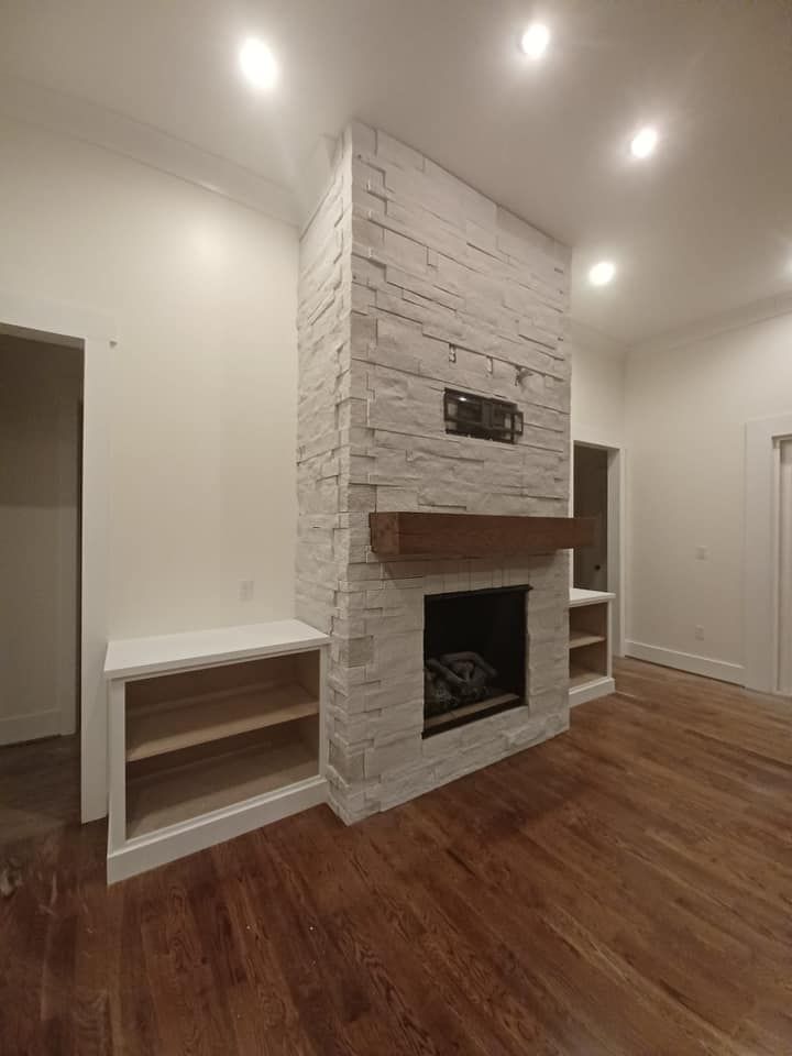 Our skilled masons specialize in expertly installing beautiful and functional fireplaces in your home. Trust us to create a cozy, inviting atmosphere for you and your family to enjoy year-round. for Emma Masonry in Chattanooga, TN