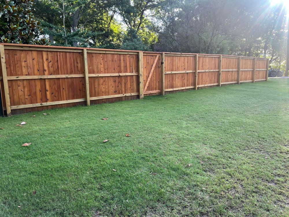 Custom Wooden Fences for Manning Fence, LLC in Hernando, MS