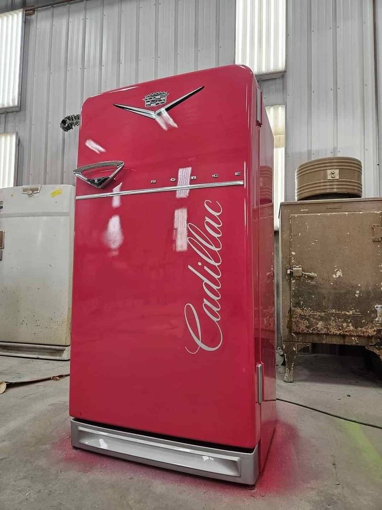 Fridges For Sale for Wessels Custom Paint & Restoration in Bad Axe, MI