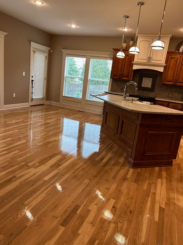 Laminate Flooring for Imperial Hardwood Floors in Olathe, KS