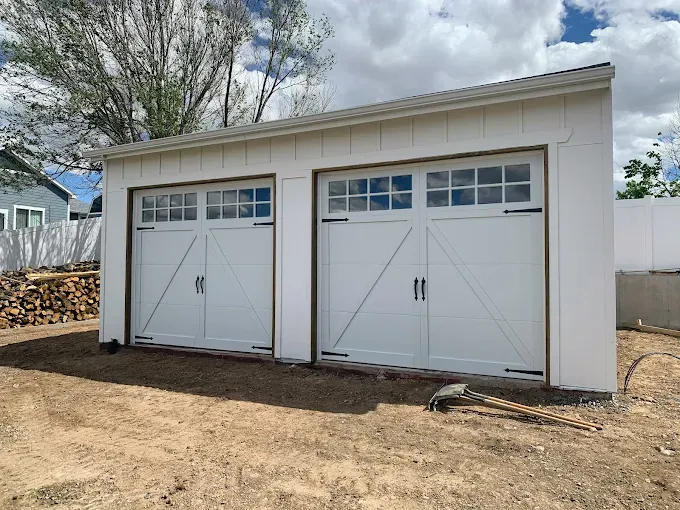 All Photos for 423 Garage Doors in Signal Mountain, Tennessee