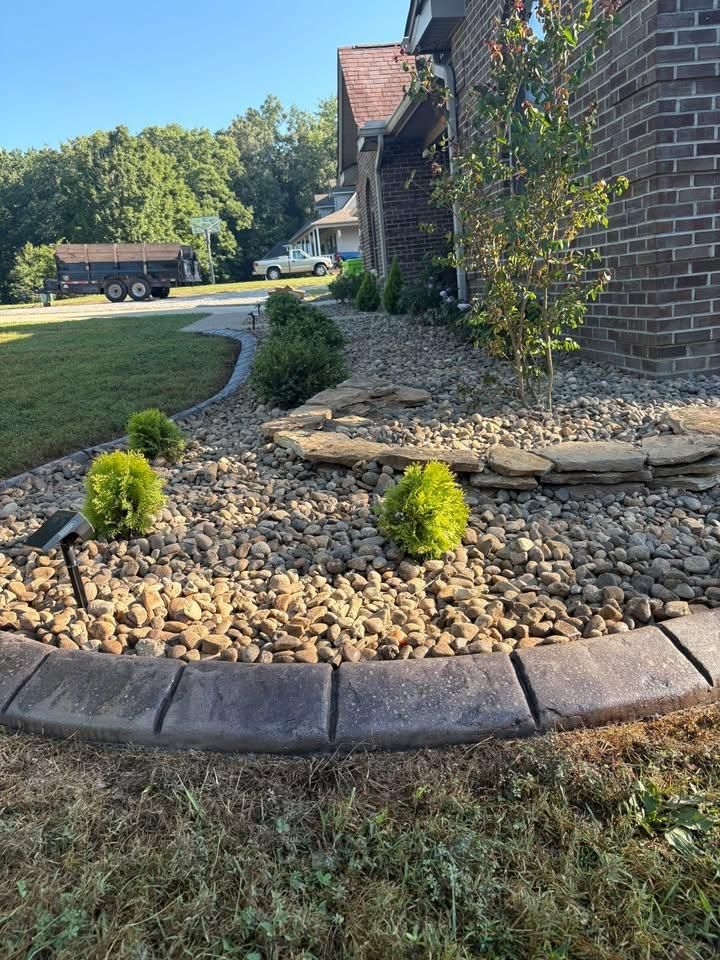 All Photos for Dust Till Dawn Lawn in London, Kentucky