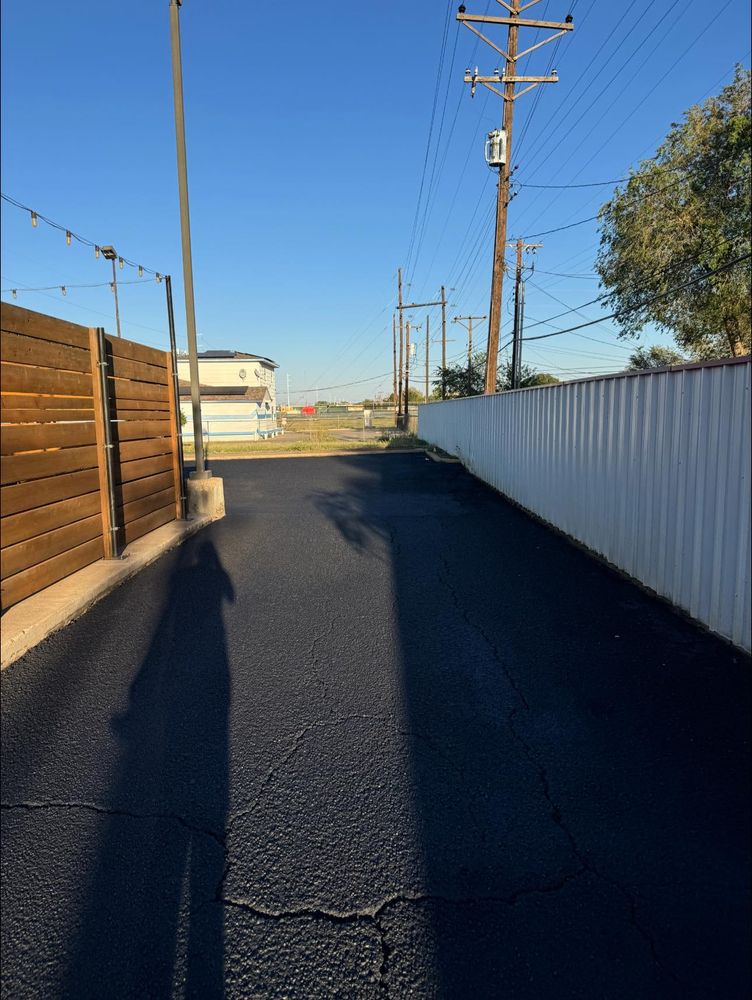 Asphalt and Paving for Adams Asphalt & Sealcoating in Lubbock, TX
