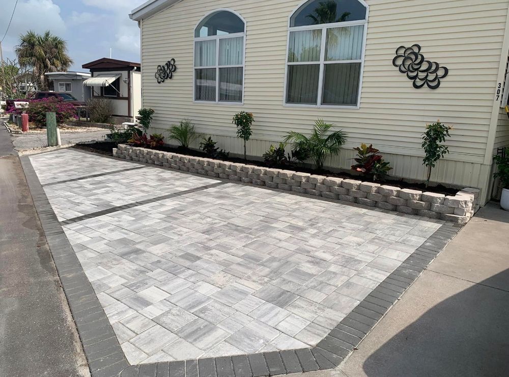 All Photos for Oceanfront Landscape in St. Petersburg, FL