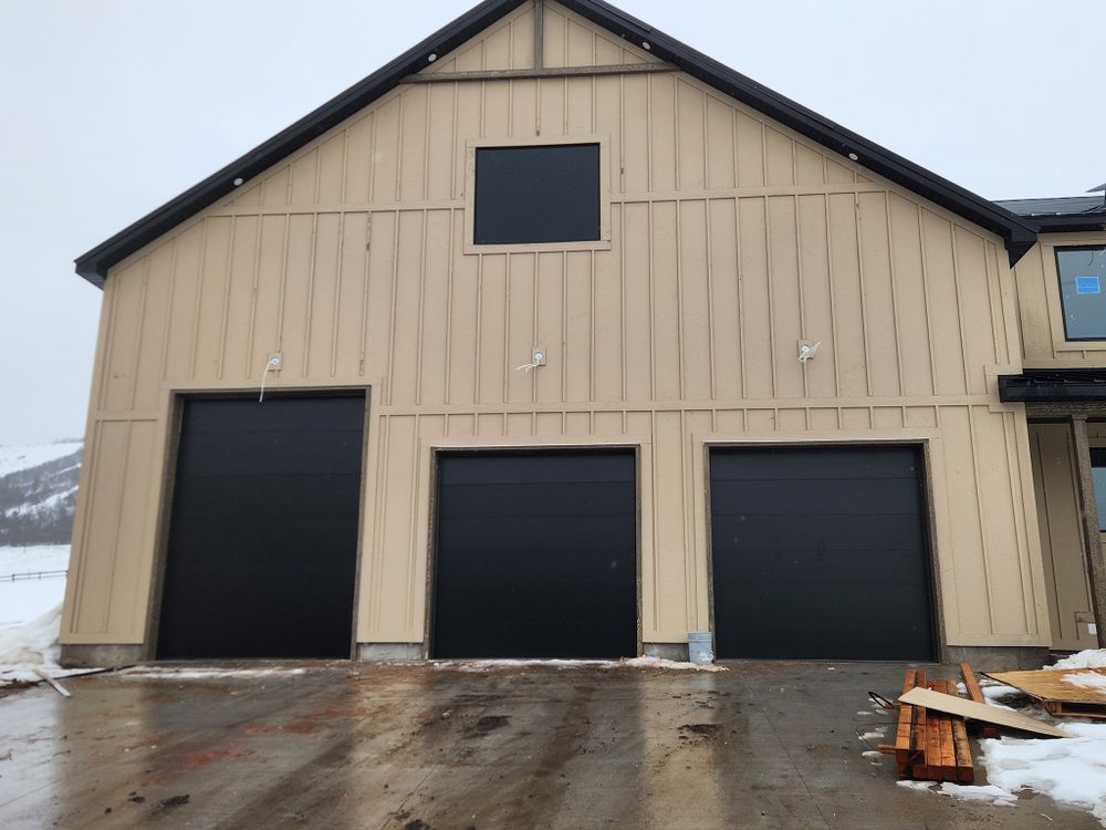 Garage Door Repair for Absolute Doors in Hyrum, UT