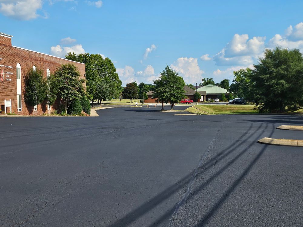 All Photos for Specialty Paving and Sealcoating in Gallatin, TN