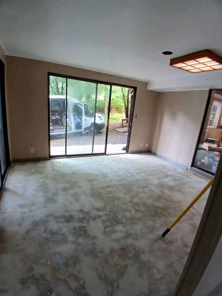 exterior painting and flooring for Dead Tree General Contracting in Carbondale, Illinois